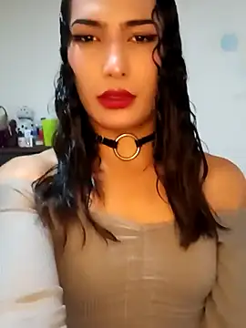 Snapshot of Lanna_hott_ chatting on February 14, 2025, 7:33 pm Lanna hott  online show from February 14, 2025, 7:33 pm