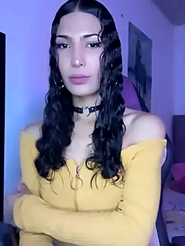 Lanna hott  online show from April 12, 2026, 10:53 am