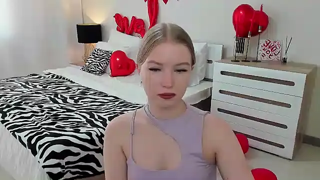 shy  lady online show from February 7, 2025, 10:19 am