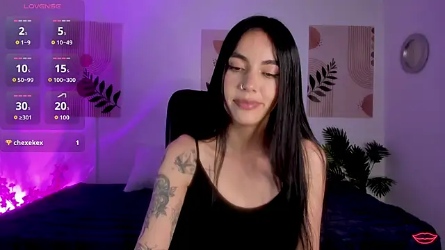 Snapshot of samy_lewis chatting on November 6, 2025, 4:13 am samy lewis online show from November 6, 2025, 4:13 am