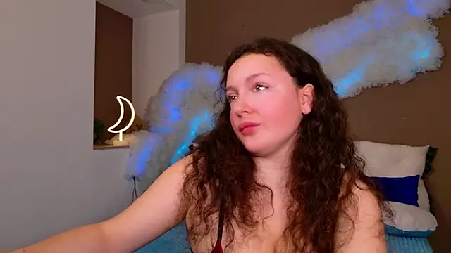 GloriNichols online show from November 13, 2025, 8:02 am