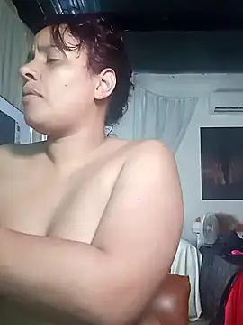 Kyara Queen online show from November 25, 2025, 5:57 pm