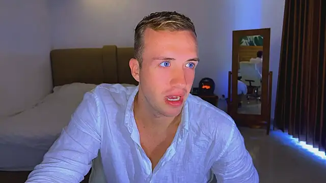 tommy cumfinger online show from April 15, 2026, 12:39 am