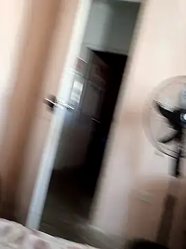 Snapshot of ale3J4a chatting on February 1, 2025, 8:26 pm ale3J4a online show from February 1, 2025, 8:26 pm