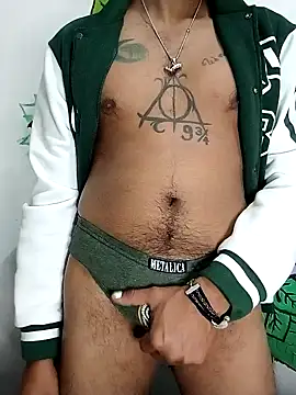 Snapshot of ale3J4a chatting on February 2, 2025, 9:51 am ale3J4a online show from February 2, 2025, 9:51 am