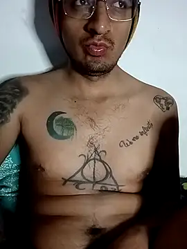 Snapshot of ale3J4a chatting on March 18, 2025, 7:52 am ale3J4a online show from March 18, 2025, 7:52 am