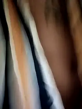 Snapshot of ale3J4a chatting on October 12, 2025, 10:03 am ale3J4a online show from October 12, 2025, 10:03 am