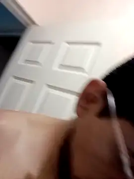 Snapshot of ale3J4a chatting on December 4, 2025, 3:16 am ale3J4a online show from December 4, 2025, 3:16 am