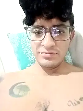 Snapshot of ale3J4a chatting on December 17, 2025, 2:34 pm ale3J4a online show from December 17, 2025, 2:34 pm