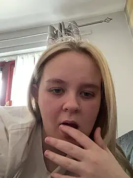 princess blondex online show from March 7, 2025, 12:56 pm