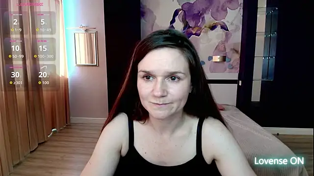 AriaGray online show from June 1, 2026, 12:40 pm