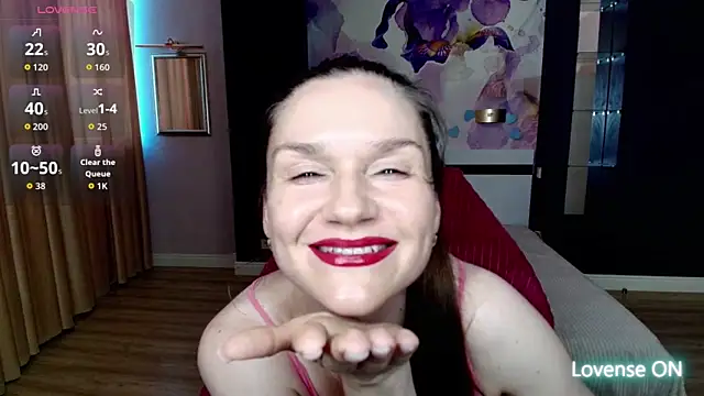 Snapshot of AriaGray chatting on June 14, 2026, 8:27 am AriaGray online show from June 14, 2026, 8:27 am