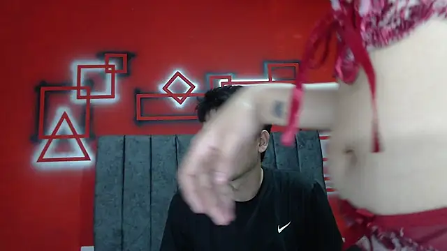 FerneyManti online show from October 24, 2025, 1:29 pm