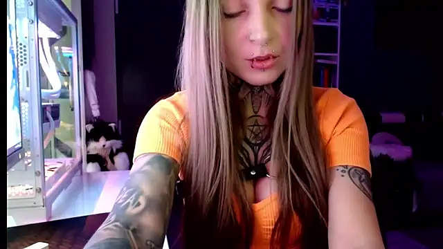 Snapshot of InesGold chatting on March 17, 2025, 4:22 pm InesGold online show from March 17, 2025, 4:22 pm