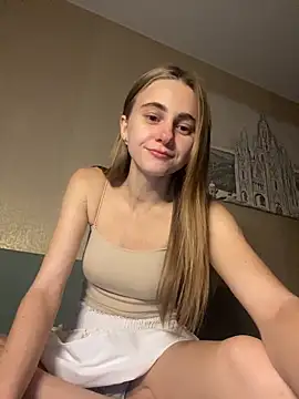 Snapshot of GraceTorrez chatting on November 2, 2025, 6:10 pm GraceTorrez online show from November 2, 2025, 6:10 pm