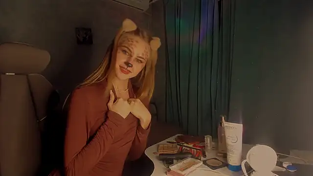 Snapshot of GraceTorrez chatting on November 25, 2025, 8:42 pm GraceTorrez online show from November 25, 2025, 8:42 pm