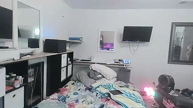 sissytrapdolly24 online show from April 2, 2026, 3:31 pm