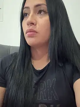 Sara luna  online show from December 21, 2025, 8:49 pm