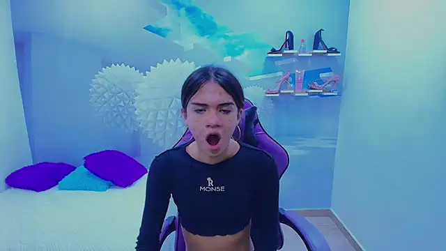 DEMI LEED online show from November 15, 2025, 12:34 pm