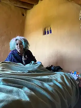 Snapshot of sammoura01 chatting on January 13, 2025, 6:05 pm sammoura01 online show from January 13, 2025, 6:05 pm