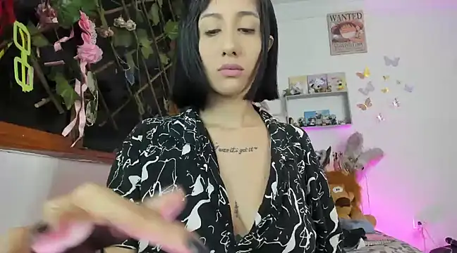 LunaDeCristall online show from February 22, 2025, 11:02 am