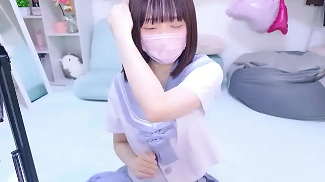 x-naru-x online show from April 21, 2026, 2:26 am