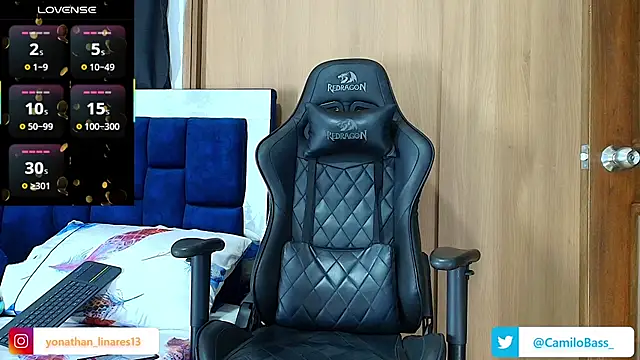 Snapshot of _CamiloBass chatting on September 21, 2025, 7:59 pm CamiloBass online show from September 21, 2025, 7:59 pm