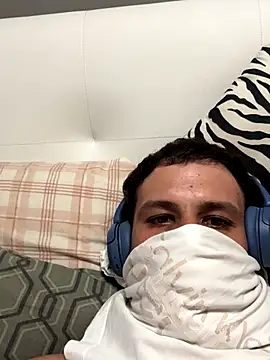 yayaya55598 online show from September 18, 2025, 4:09 pm