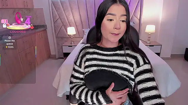 Snapshot of amelie_jhons chatting on December 5, 2025, 6:26 pm amelie jhons online show from December 5, 2025, 6:26 pm