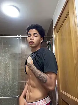 JoanG10 online show from September 13, 2025, 1:49 am