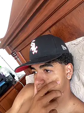 JoanG10 online show from October 10, 2025, 5:45 pm