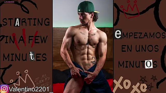 Snapshot of Valentino_Xander chatting on April 19, 2026, 4:01 am Valentino Xander online show from April 19, 2026, 4:01 am