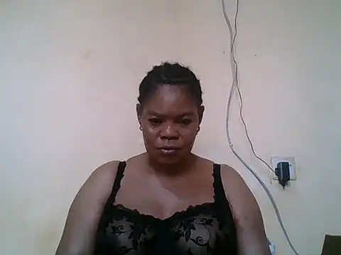 Snapshot of ANALQUEEN4 chatting on April 2, 2026, 6:22 am ANALQUEEN4 online show from April 2, 2026, 6:22 am