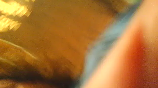 costanza7070 online show from April 13, 2026, 5:02 am