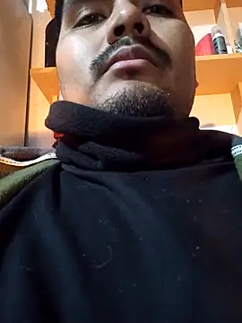 sebasj9812 online show from September 20, 2025, 11:06 pm