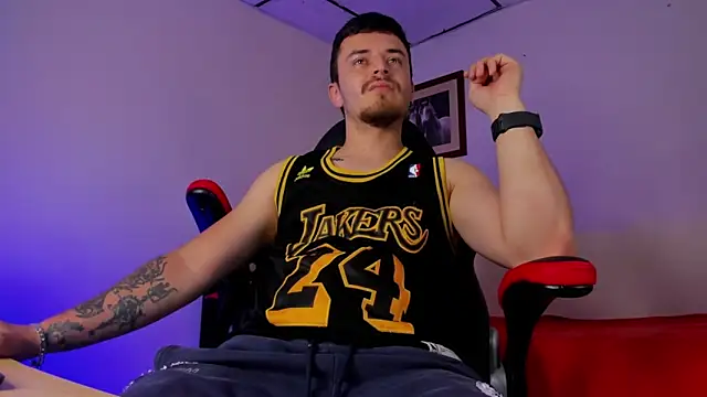 james connor2 online show from January 25, 2025, 7:07 pm