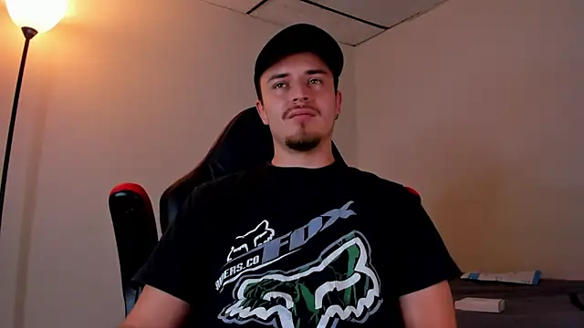 james connor2 online show from March 9, 2025, 6:43 pm