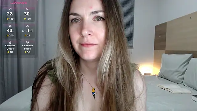 Snapshot of Naughty_Annn chatting on January 14, 2026, 1:11 am Naughty Annn online show from January 14, 2026, 1:11 am