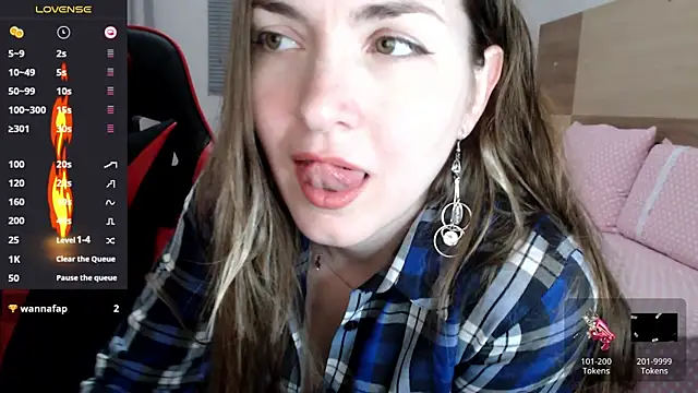 Snapshot of Naughty_Annn chatting on April 29, 2026, 6:25 pm Naughty Annn online show from April 29, 2026, 6:25 pm
