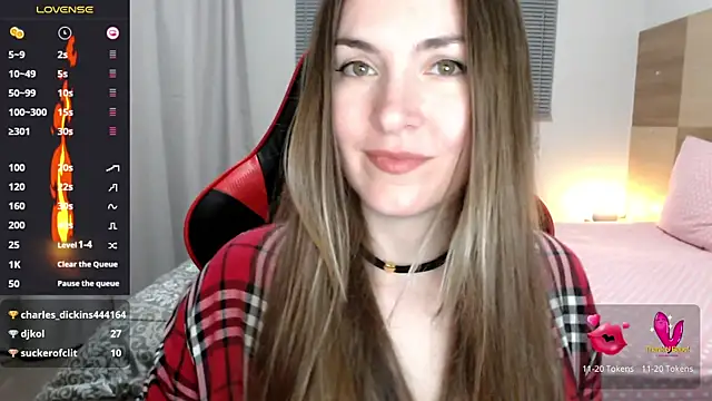 Snapshot of Naughty_Annn chatting on April 30, 2026, 8:57 pm Naughty Annn online show from April 30, 2026, 8:57 pm