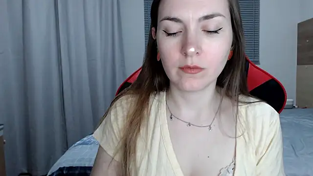 Snapshot of Naughty_Annn chatting on June 14, 2026, 1:14 am Naughty Annn online show from June 14, 2026, 1:14 am