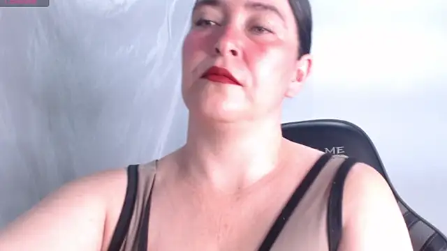 carla slut outlimits online show from July 17, 2026, 12:34 pm