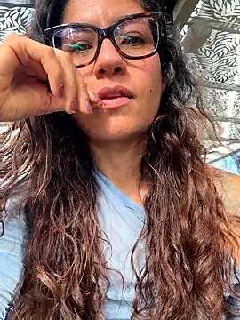 ValeriEvan online show from November 18, 2025, 8:13 pm