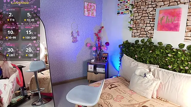 Cassie fletcher  online show from February 15, 2025, 6:44 pm