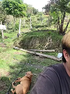 Snapshot of FlpGmz chatting on October 18, 2025, 8:31 pm FlpGmz online show from October 18, 2025, 8:31 pm