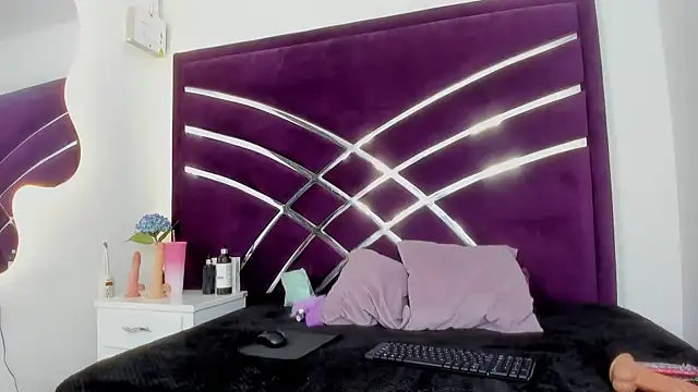 Snapshot of MaiteHT chatting on January 17, 2025, 4:47 pm MaiteHT online show from January 17, 2025, 4:47 pm