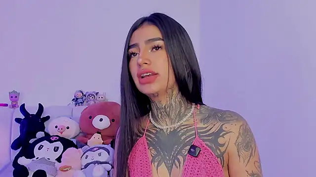 shadowcatt  online show from October 3, 2025, 4:48 pm