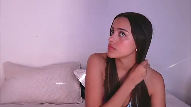 Nicky and Blake online show from December 13, 2024, 9:20 pm