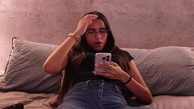 Nicky and Blake online show from February 17, 2026, 11:22 pm