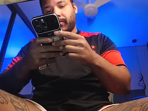 Ale Mineiro online show from May 23, 2026, 11:42 pm